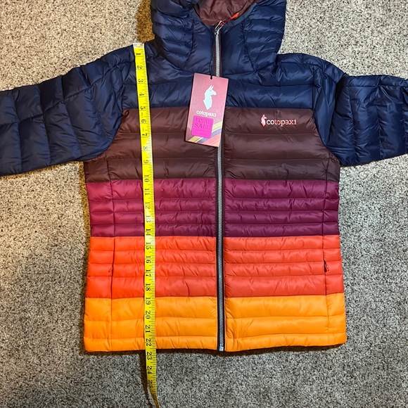 Sold! Cotopaxi Fuego Down Hooded Jacket “Martime and chestnut” womens small NWT - Picture 10 of 13